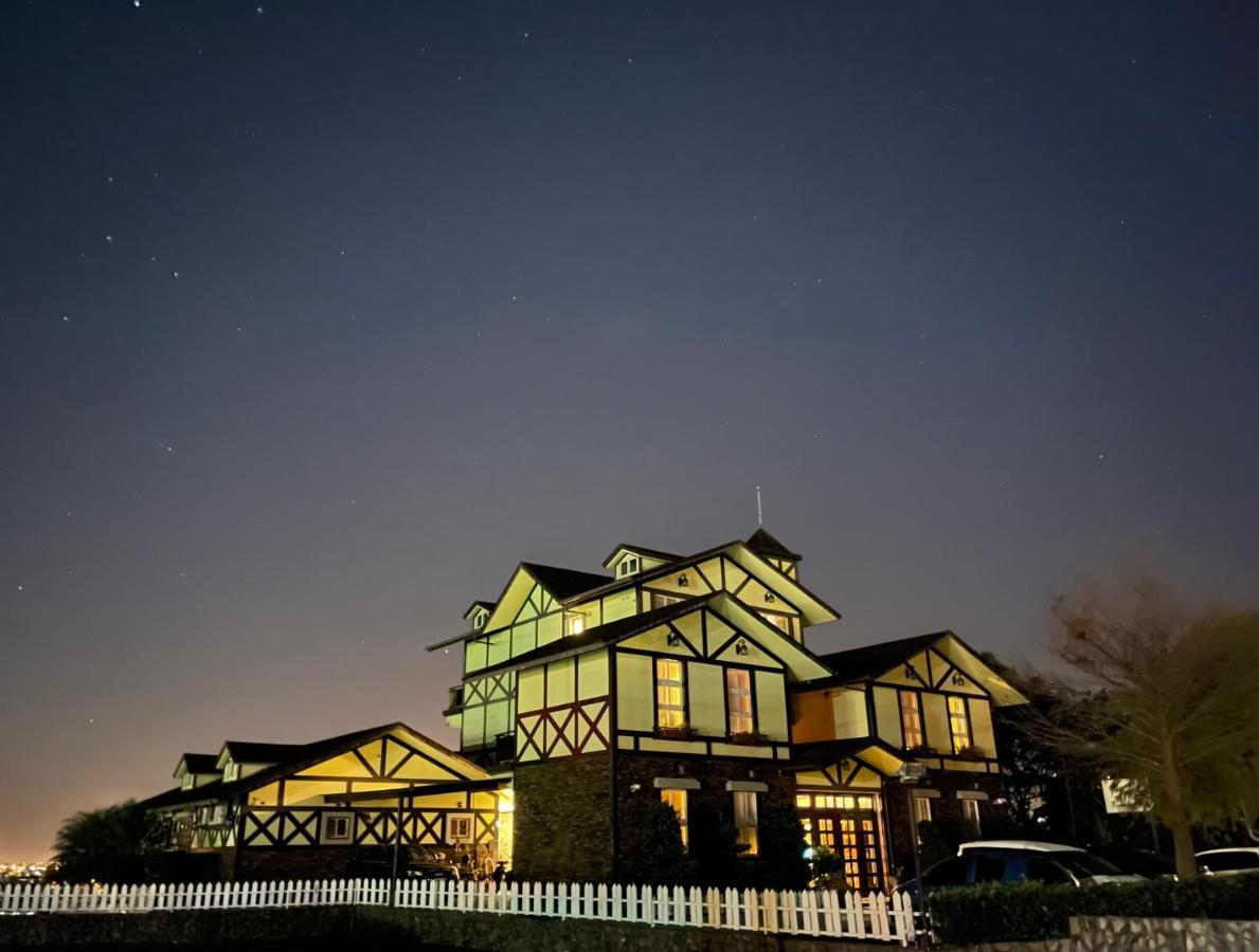 Luxembourg Hills Homestay Jiaoxi Bagian luar foto